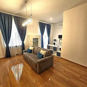 genoa-lux-apartment.hotelitalianriviera.com/
